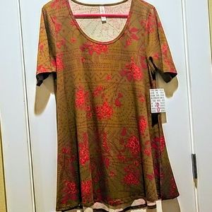 NWT LuLaRoe Perfect T- Brand new with Tags.